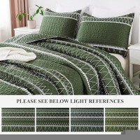 Andency Green Quilt Set King (106X96 Inch)  3 Pieces(1 Striped Triangle Printed Quilt And 2 Pillowcases)  Bohemian Summer Lightweight Reversible Microfiber Bedspread Coverlet Sets