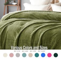 Exclusivo Mezcla Olive Green Fleece Twin Size Blanket For Bed Super Soft Cozy Blankets With Decorative Wave Textured Lightweig