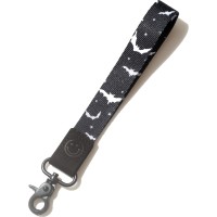 Dql Halloween Gifts Bats Print Key Lanyard Wristlet Strap For Key Hand Wrist Lanyard Keychain Short Key Lanyard