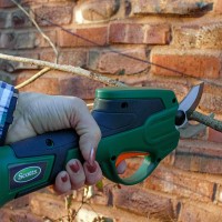 Scotts Outdoor Power Tools Pr17215S 72Volt Lithiumion Cordless Rechargeable Power Pruner Green