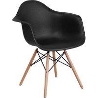Alonza Series Black Plastic Chair With Wooden Legs