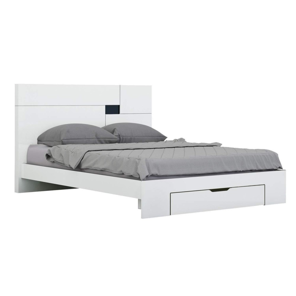 Homeroots 79 X 80 X 43 4Pc Eastern King Modern White High Gloss Bedroom Set