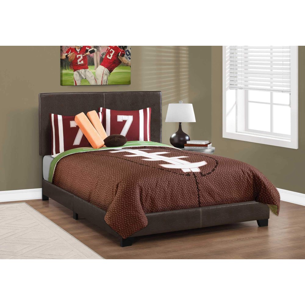 Homeroots 45.75 Dark Brown Solid Wood Mdf And Foam Full Size Bed With A Leather Look