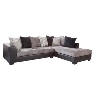 American Furniture L Shaped Sectional Sofa with 8 Back Pillows and 2 Accent Pillows