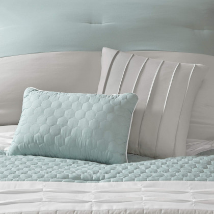 510 DESIGN Cozy Comforter Set - Geometric Honeycomb Design, All Season Down Alternative Casual Bedding with Matching Shams, Decorative Pillows, Cal King(104"x92"), Seafoam/Grey 8 Piece